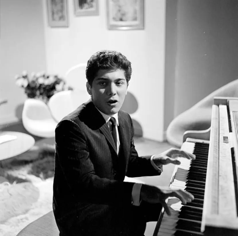 Paul Anka Height, Weight, Age, Net Worth, Career, And More