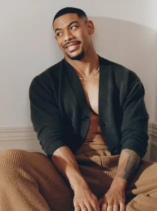 Aaron Pierre Ethnicity, Height, Weight, Net Worth, Age, Career And Full Bio 