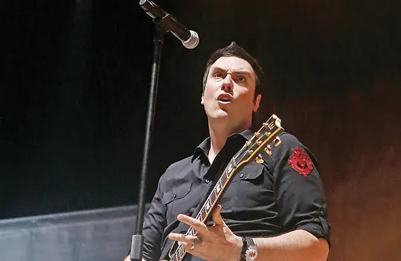 Benjamin Burnley Wife, Age, Height, Weight, Net Worth, Career, And More