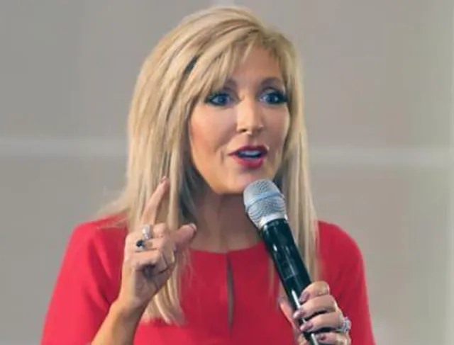 Liz Bonis Age, Height, Weight, Net Worth, Career, And More