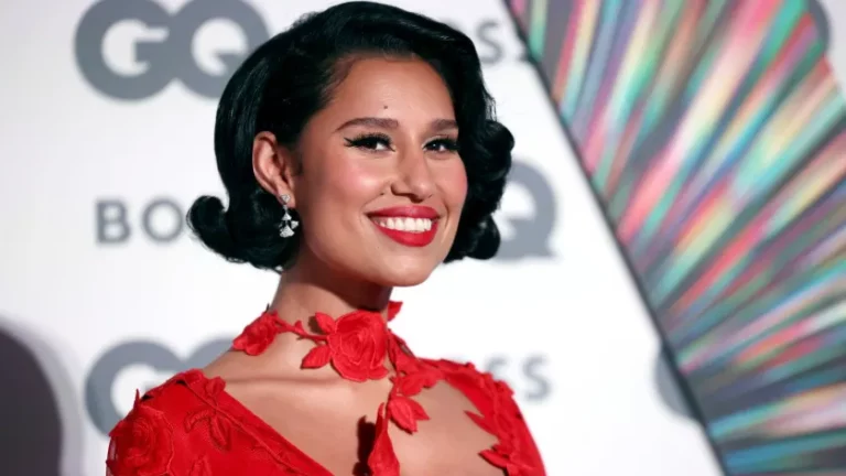 Raye Ethnicity, Height, Weight, Net Worth, Age, Career And Full Bio 